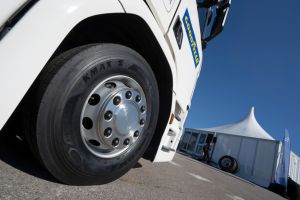 Goodyear uviedol na trh nové cestné nákladné pneumatiky KMAX GEN-2, FUELMAX GEN-2 a poodhalil nám zákulisie ich vývoja a testovania.